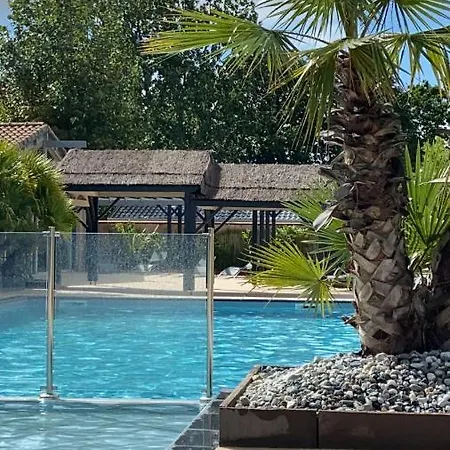 Mobil Gere Par Un Particulier - Camping Le Clos Du Moulin - Calme Et Familial (adults Only) Campsite *